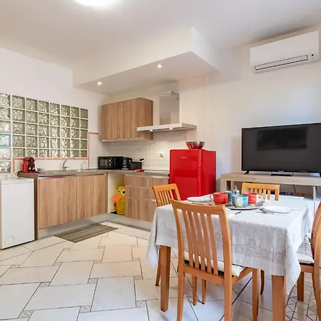 Twin House - Le Lecce